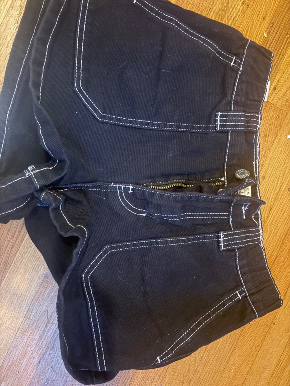 PacSun Black High-Waisted Denim Shorts with White Contrast Stitching - Size Smal